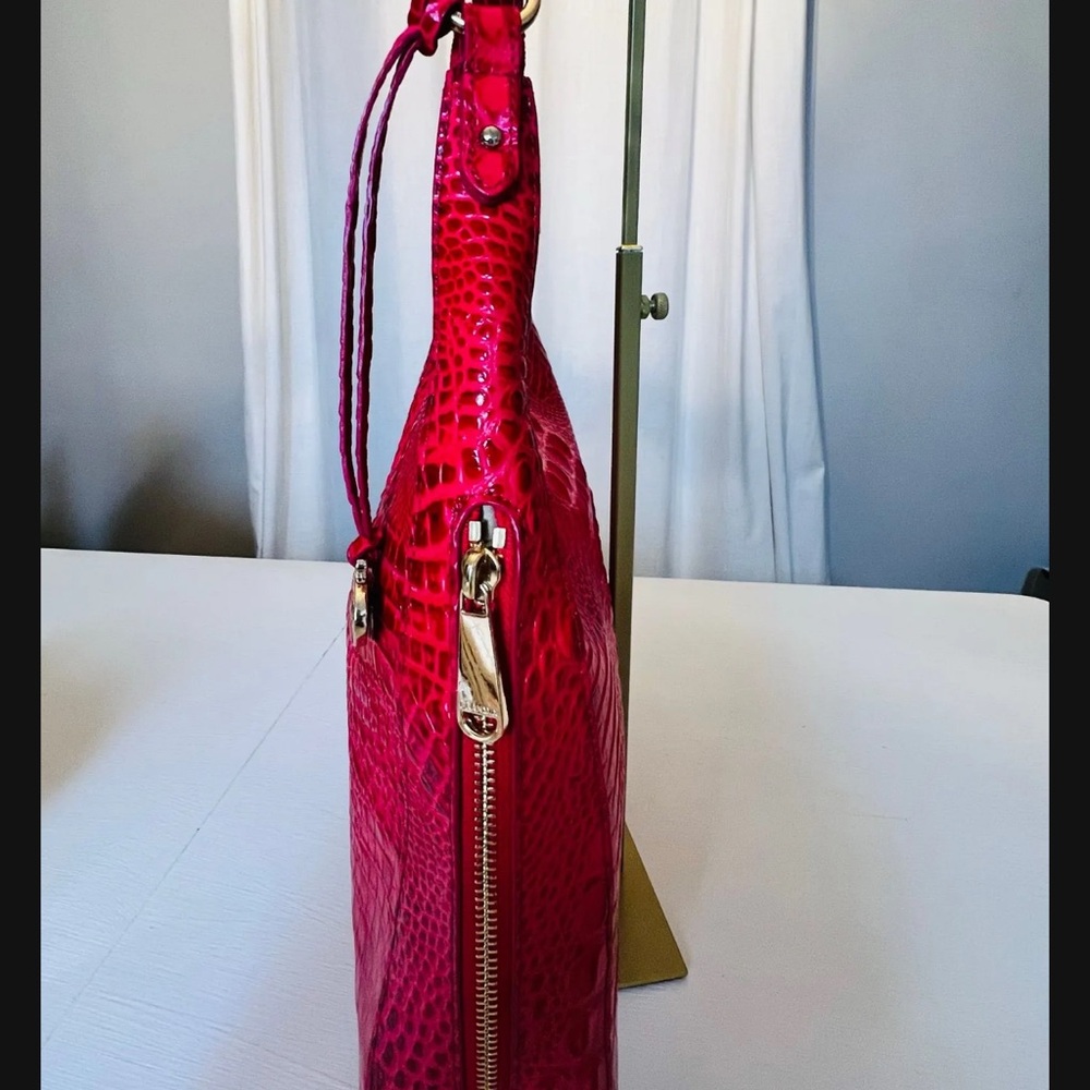 Brahmin Fuchsia Crocodile-Embossed Shoulder Bag|Good Condition - Picture 5 of 16